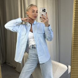Melsvi marškiniai
