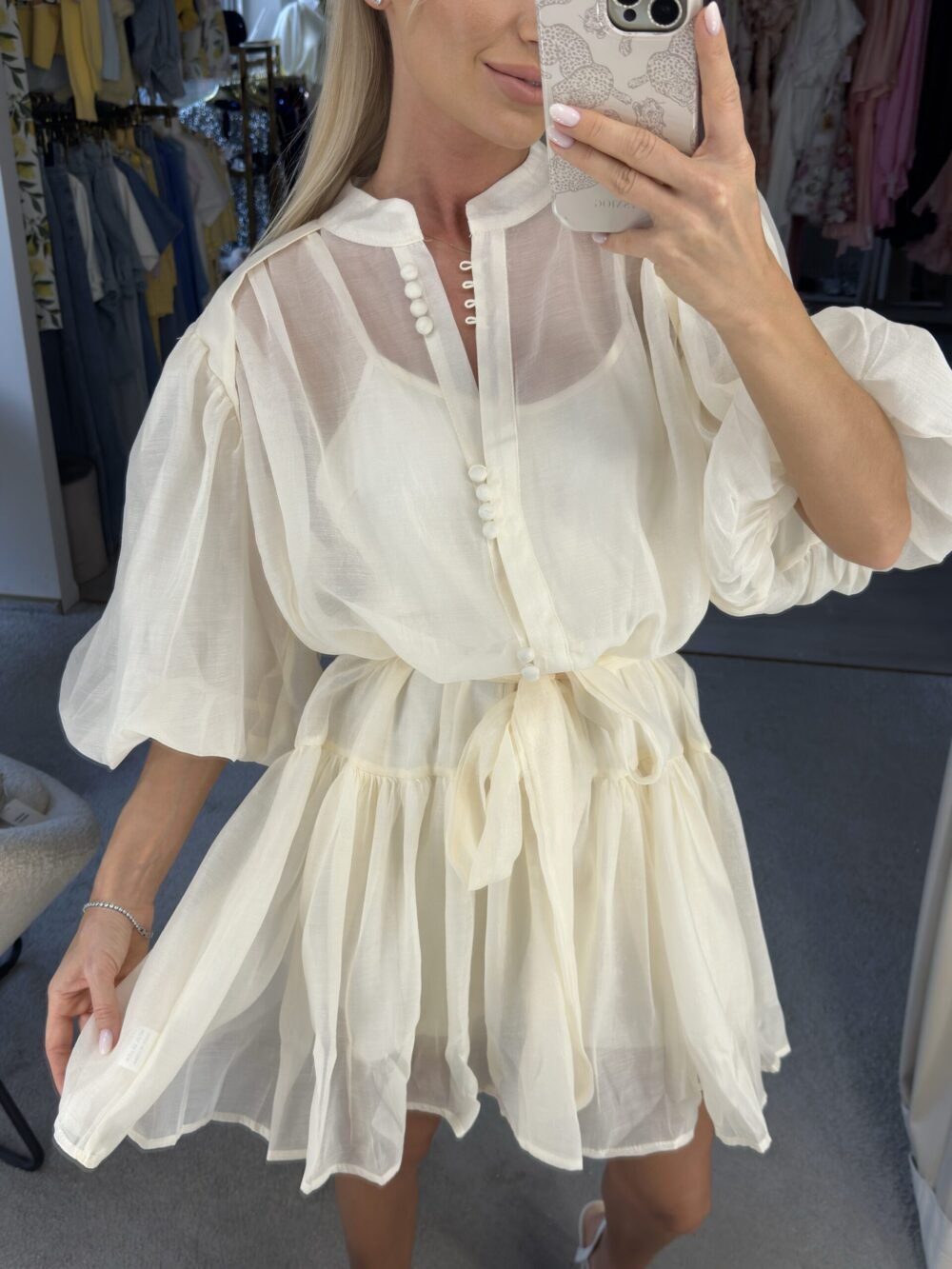 Kreminė suknelė elegance - Image 3
