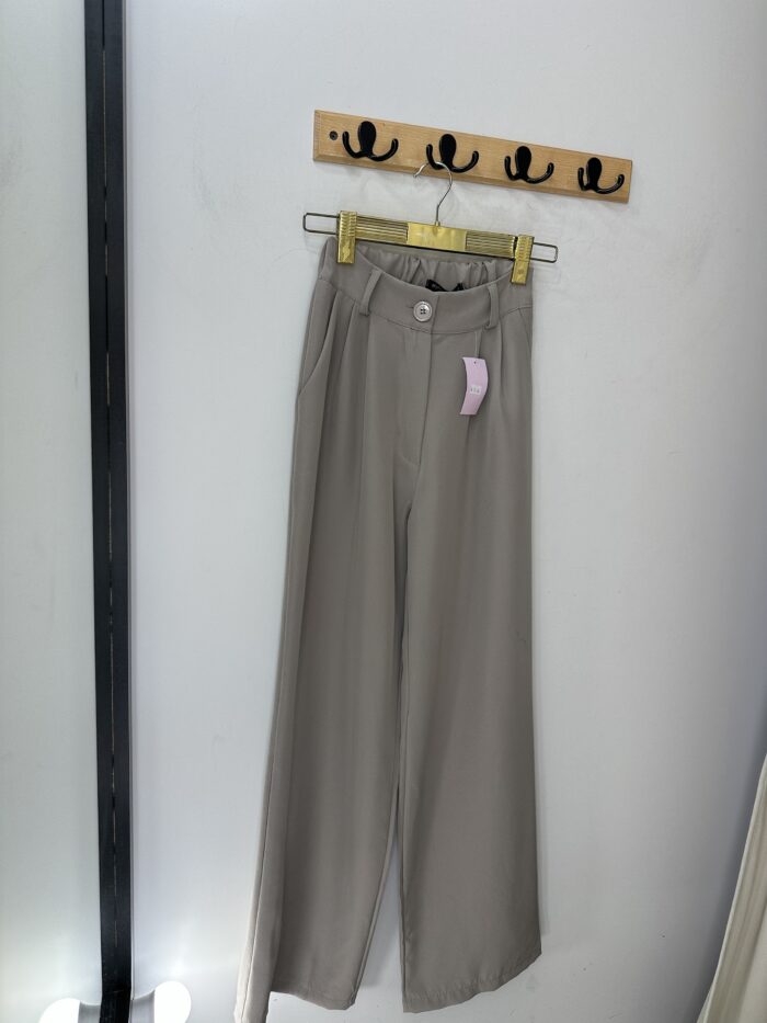 Mud brown kelnės