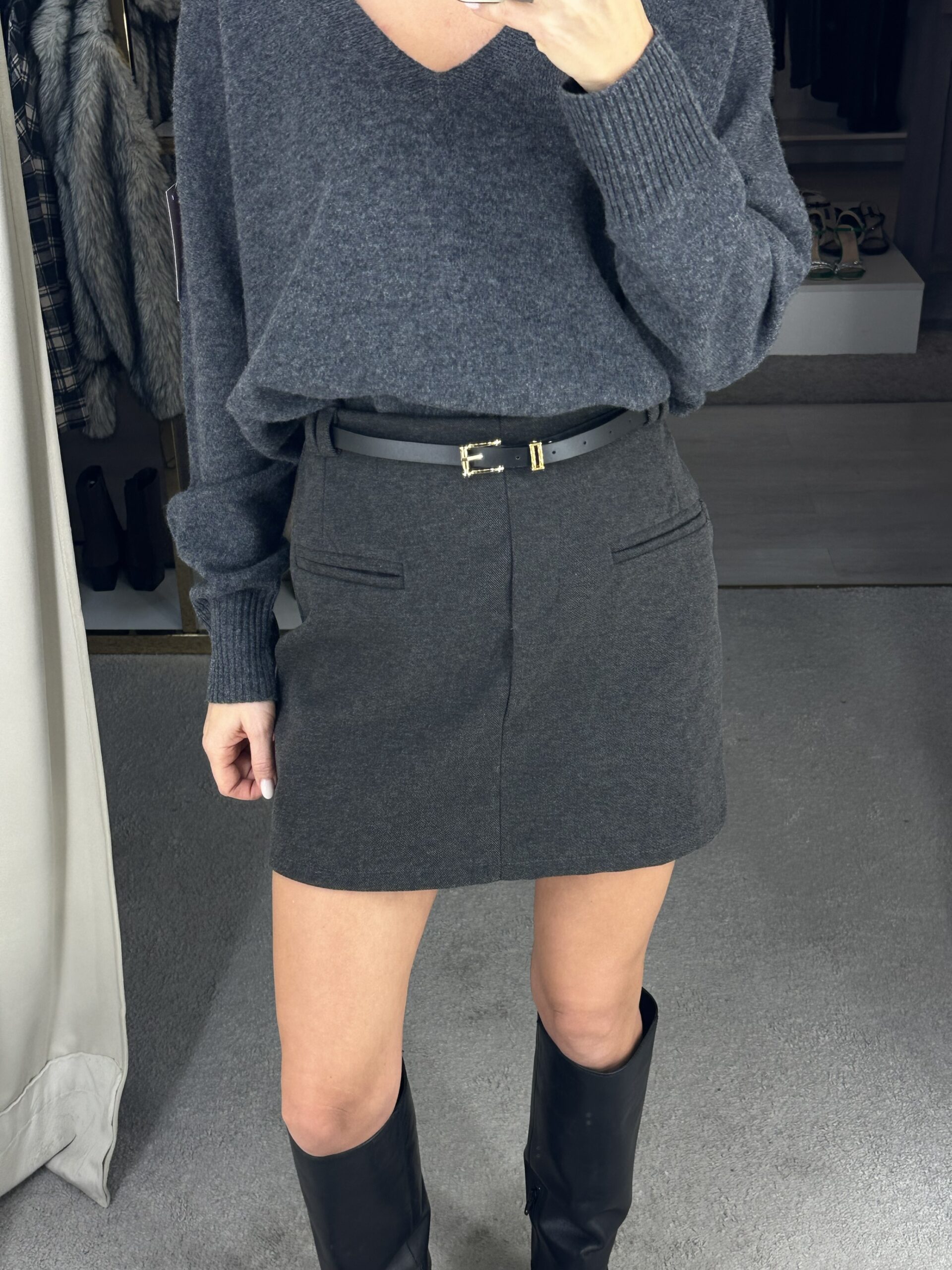 Sijonas su dirželiu