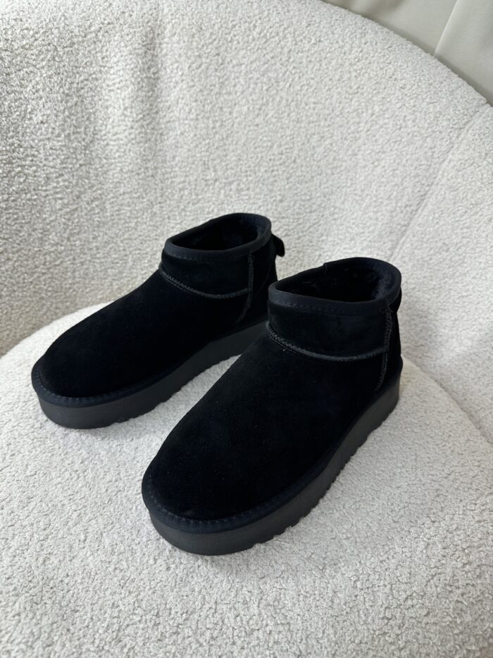 Natūralios odos aulinukai BLACK