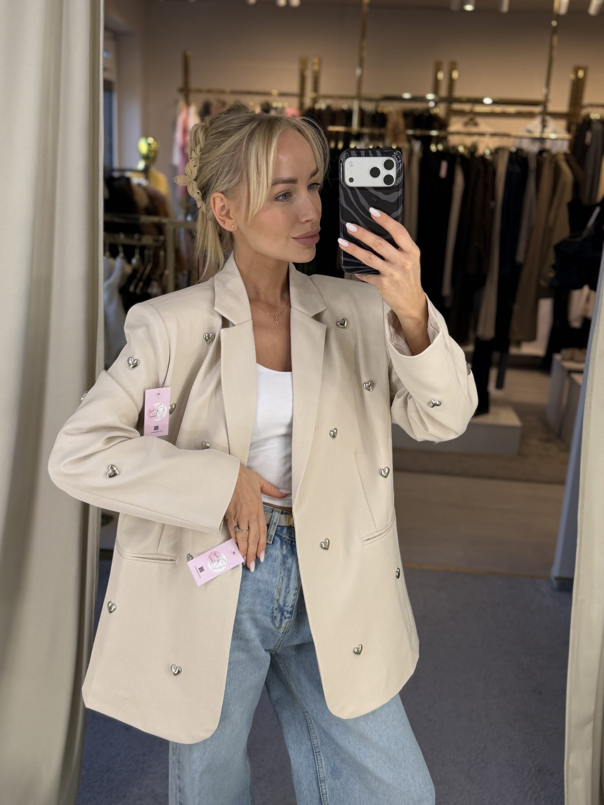 Švarkas su širdelėmis