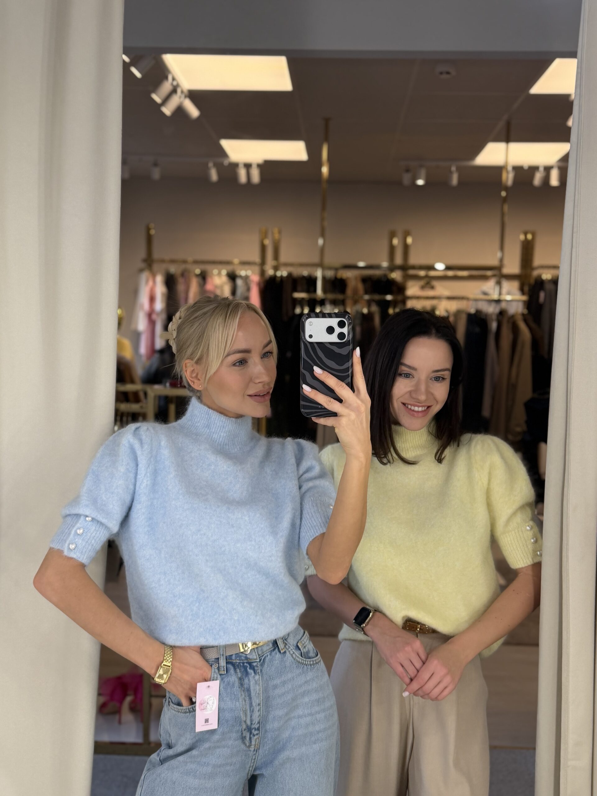 Megztukas trumpomis rankovėmis heart